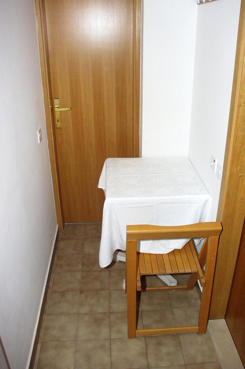 Apartments&rooms with parking space Baska Voda, Makarska - 301 Bagian luar foto