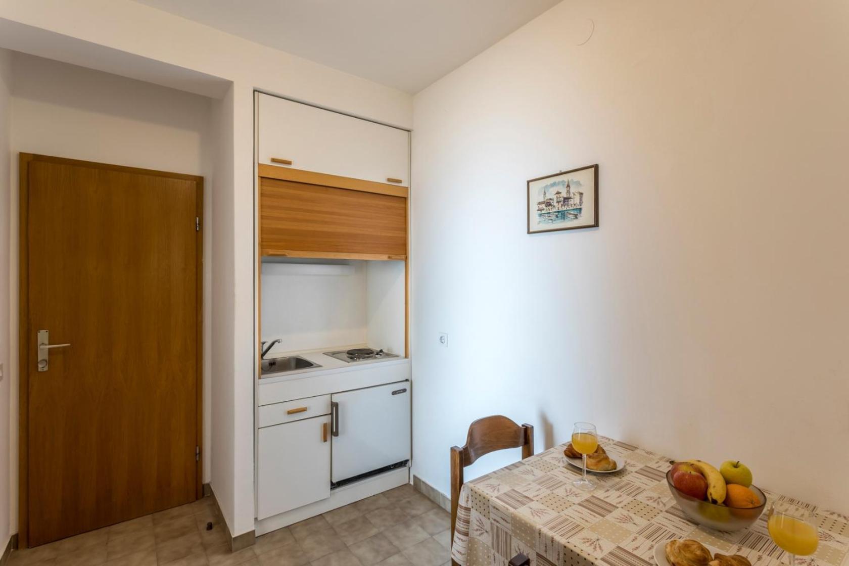 Apartments&rooms with parking space Baska Voda, Makarska - 301 Bagian luar foto