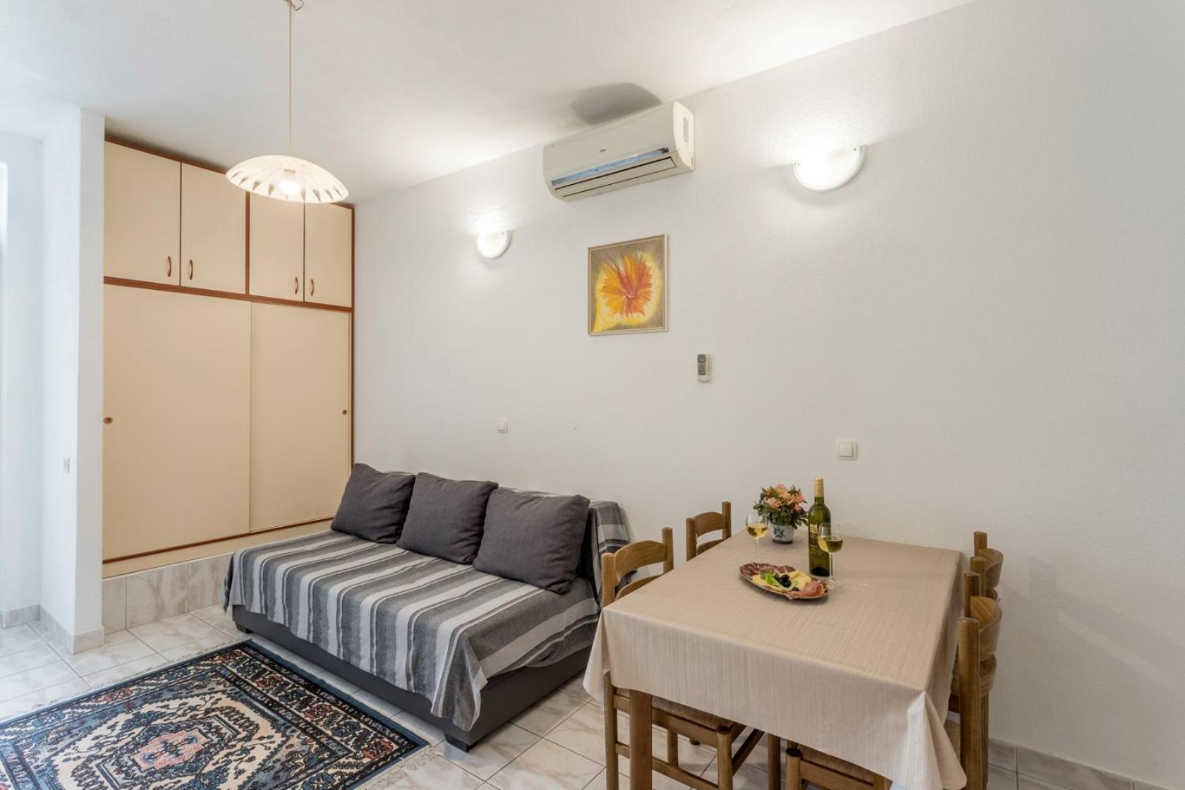 Apartments&rooms with parking space Baska Voda, Makarska - 301 Bagian luar foto