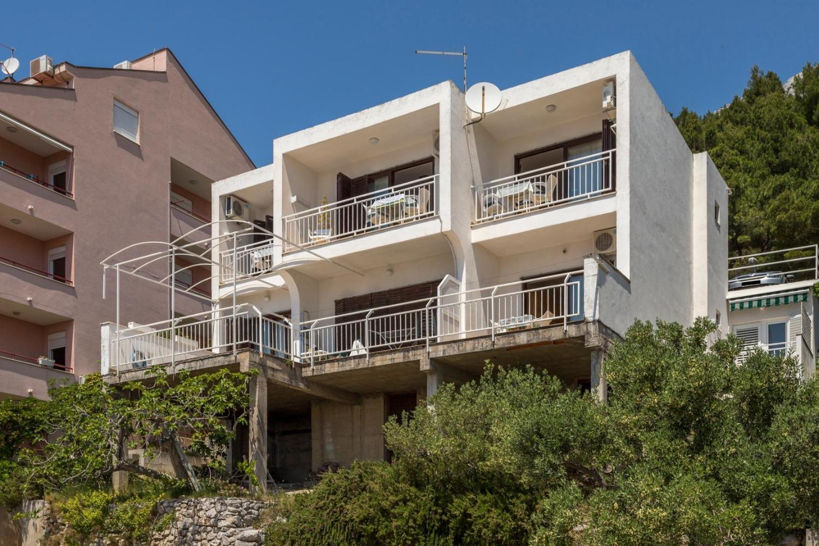 Apartments&rooms with parking space Baska Voda, Makarska - 301 Bagian luar foto