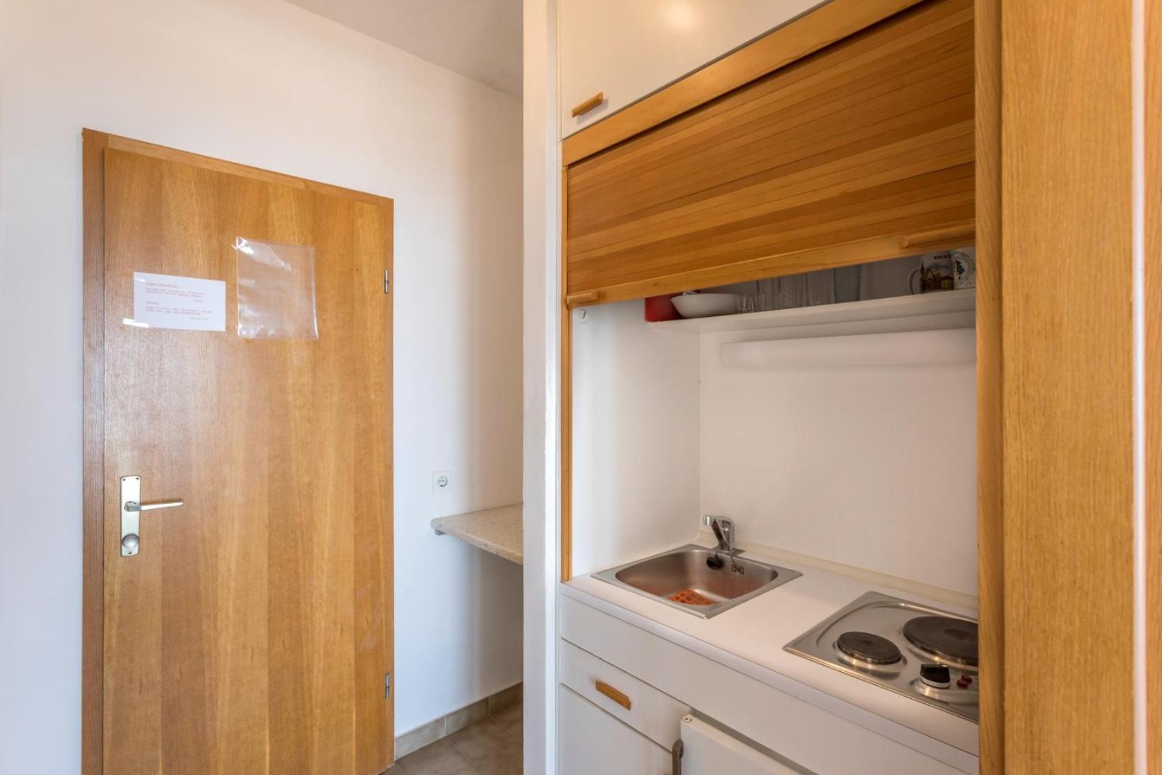 Apartments&rooms with parking space Baska Voda, Makarska - 301 Ruang foto